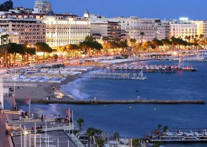 2 Bedroom Bijou Croisette 酒店 戛纳