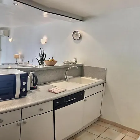 2 Bedroom Bijou Croisette Hotel *